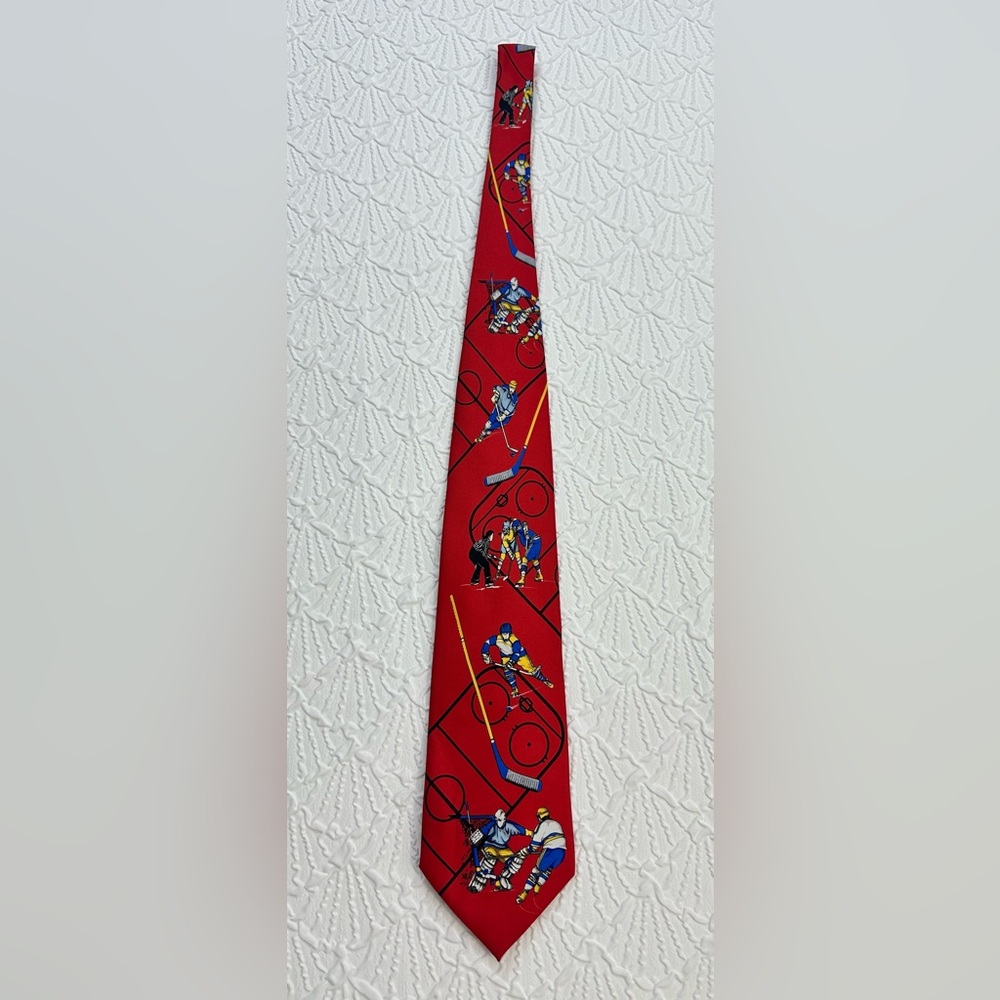UTOPIA Hockey Red Sports Tie  100% Rayón